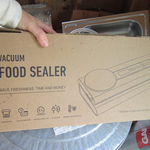 Stainless Steel Vacuum Sealer Machine with Built-in Cutter Precision 6-In-1 NIB - Picture 2 of 6
